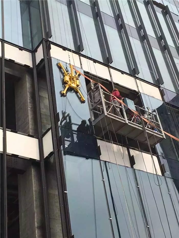 更換幕墻玻璃工程