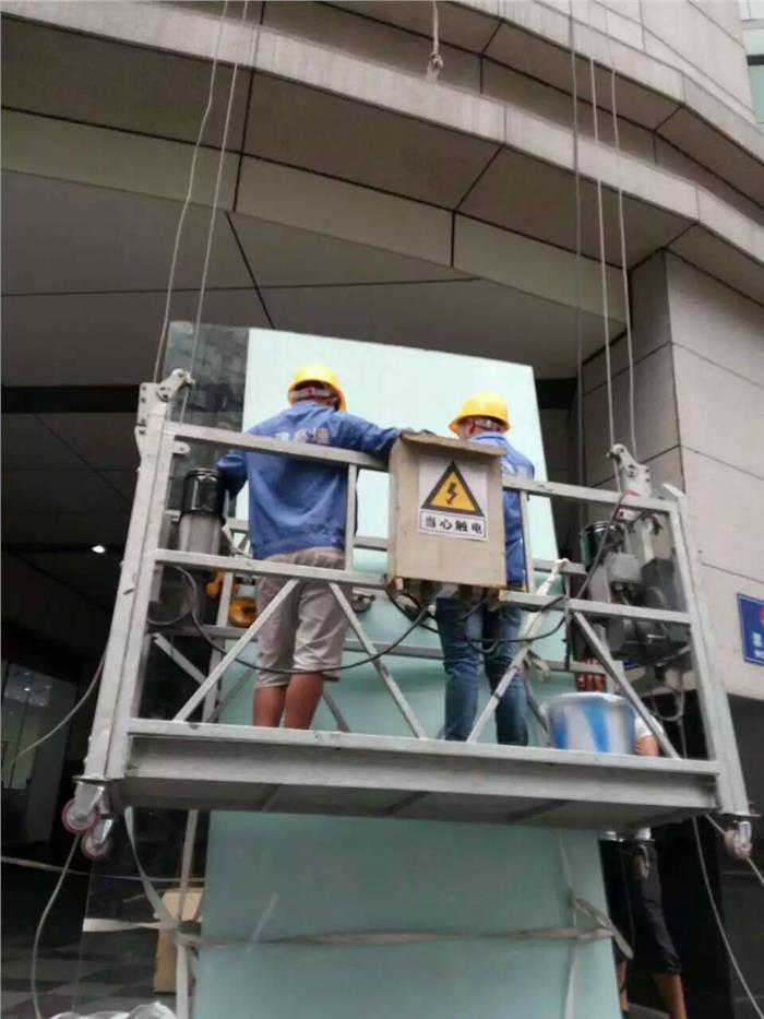 更換幕墻玻璃工程